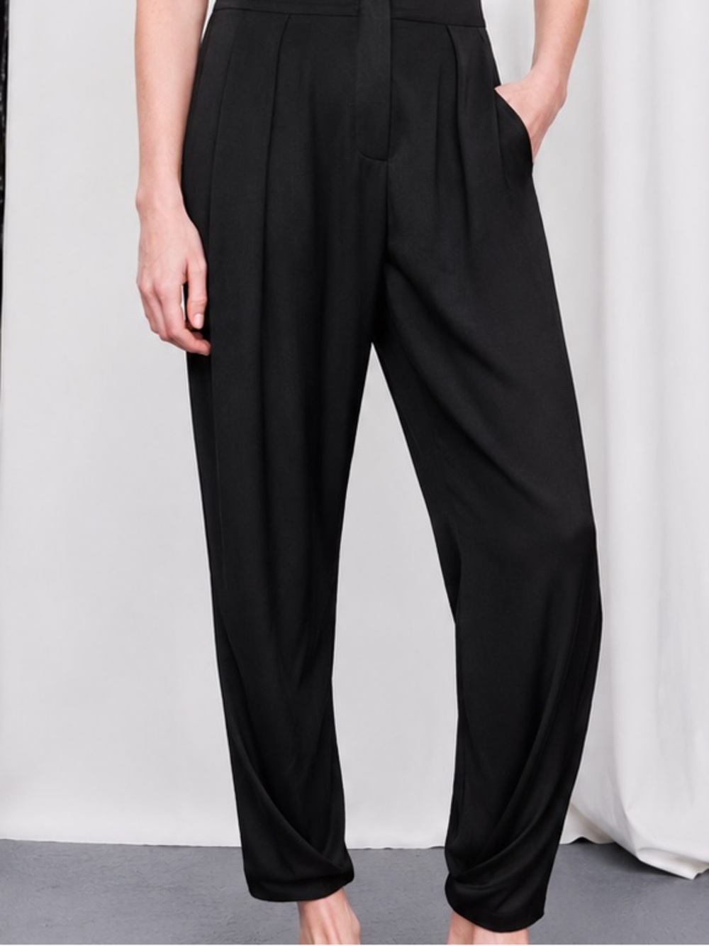 Zero + Maria Cornejo Draped Silk-Look Pants – Size 8